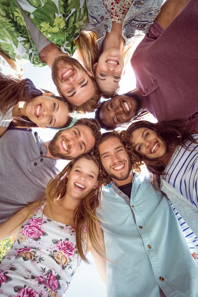 Young friends posing together — Stock Photo, Image