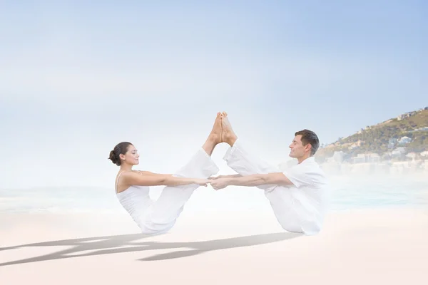 Couple sitting in boat position together — Stock Photo, Image