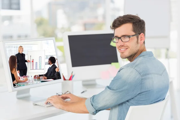 Businesswoman reporting to sales in a seminar — Stock Photo, Image