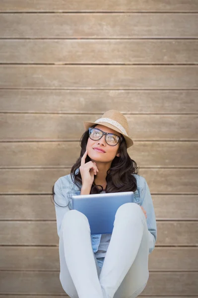 Brunette with tablet pc — Stock Photo, Image