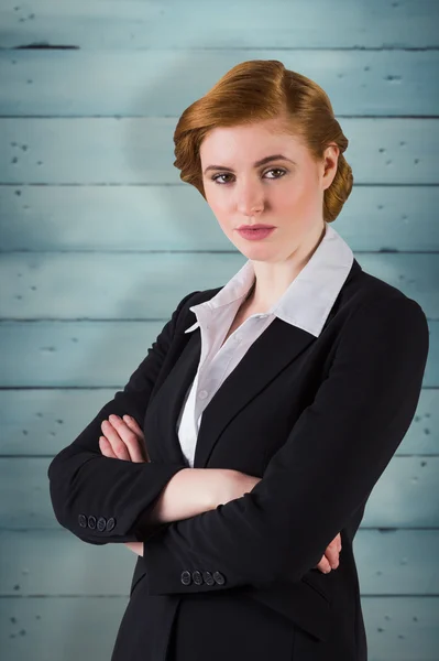 Elegante pelirroja mujer de negocios en traje —  Fotos de Stock