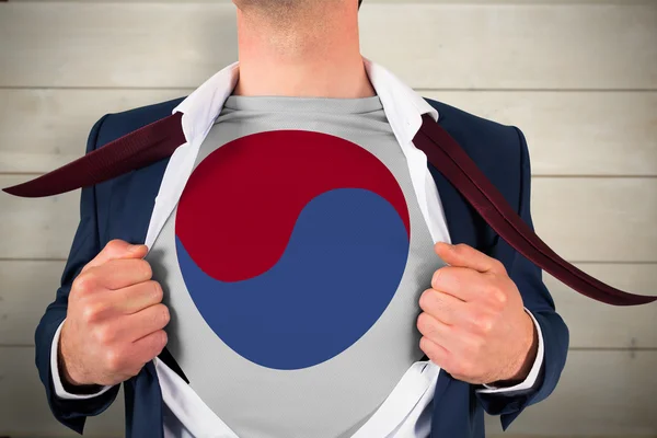 Camisa de apertura de hombre de negocios para revelar bandera de la República de Corea —  Fotos de Stock