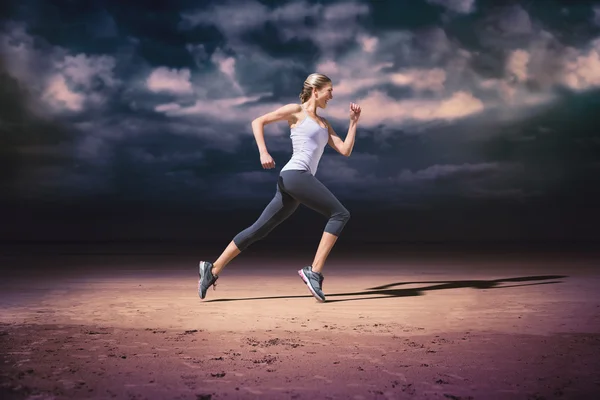 Piuttosto in forma bionda jogging — Foto Stock