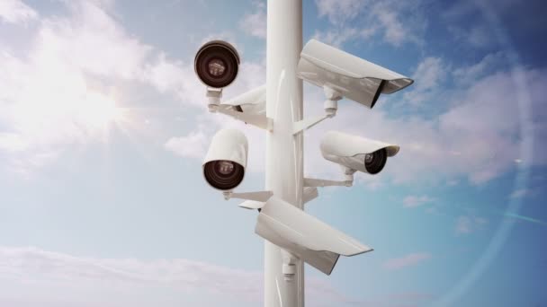 CCTV-camera's tegen blauwe hemel — Stockvideo