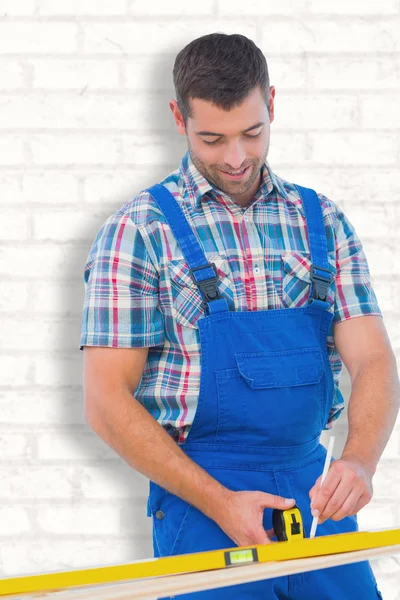 Carpenter marking on plank — Stock Photo, Image