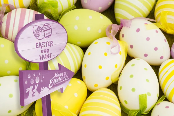 Easter egg hunt sign — Stock Photo, Image