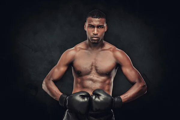 Složený obraz svalnatý boxer — Stock fotografie