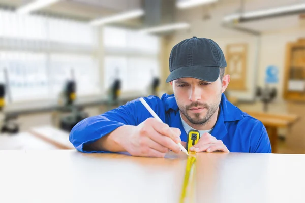 Arbeiter-Messtisch — Stockfoto