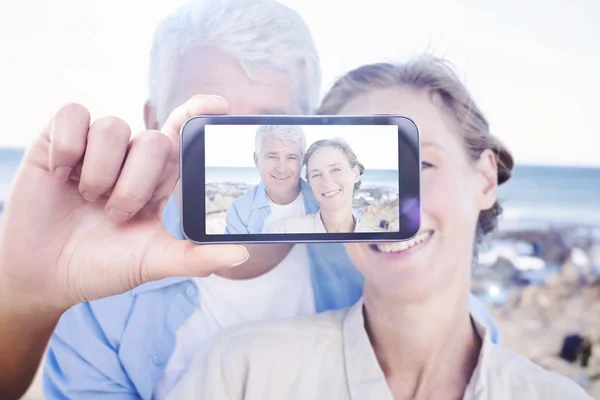 Smartphone in der Hand — Stockfoto