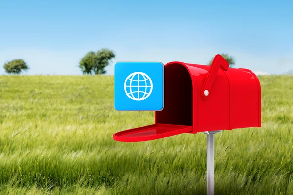 Kırmızı e-posta postbox bileşik görüntü — Stok fotoğraf