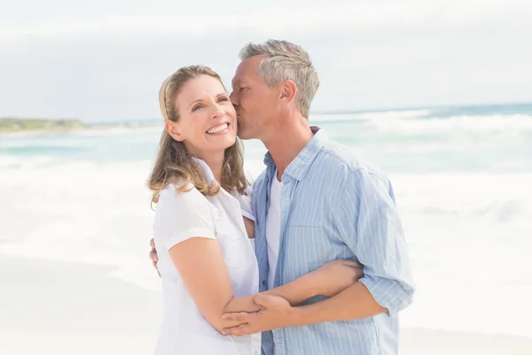 Happy couple smiling at each other — Stock Photo, Image