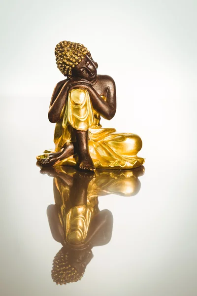 Trä buddha staty — Stockfoto