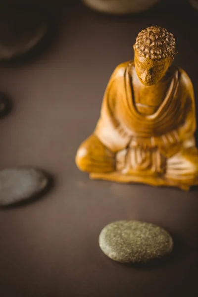 Estátua de Buda com círculo de pedra — Fotografia de Stock