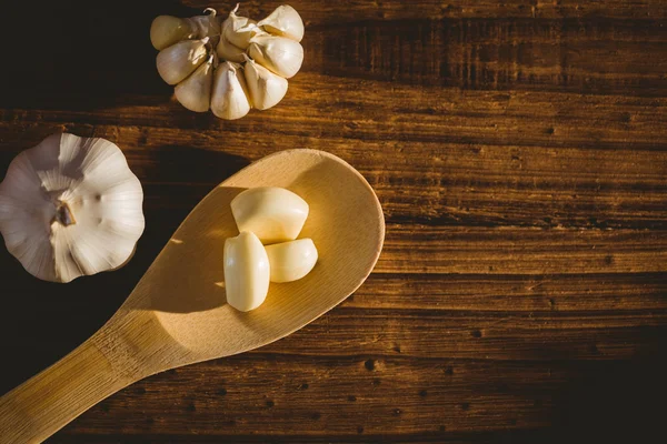 Dientes de ajo y bulbo —  Fotos de Stock