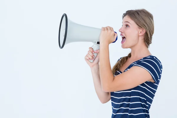 Donna che parla attraverso un altoparlante — Foto Stock