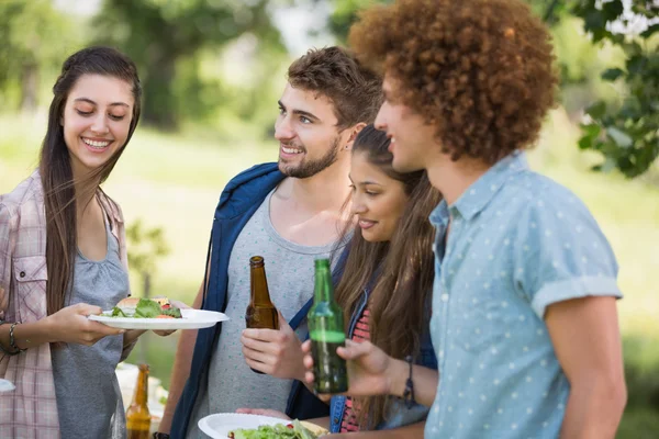 Hipsters have lunch and beers — Stock Photo, Image