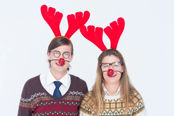 Geeky hipster casal com stag headband — Fotografia de Stock