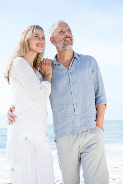 Happy couple hugging each other — Stock Photo, Image