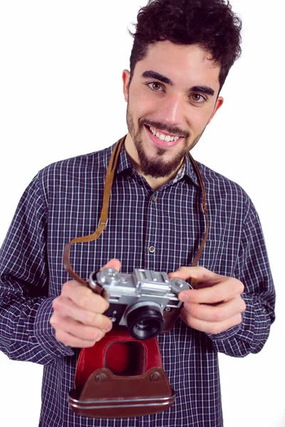 Hombre casual sosteniendo su cámara — Foto de Stock