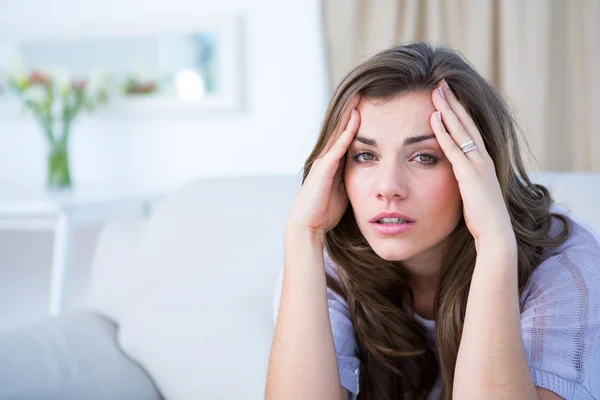 Woman suffering from head ache — Stock Photo, Image