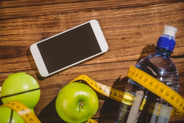 Smartphone con indicatori di stile di vita sano — Foto Stock