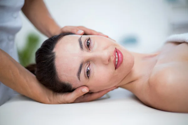 Physiotherapist doing neck massage — Stock Photo, Image