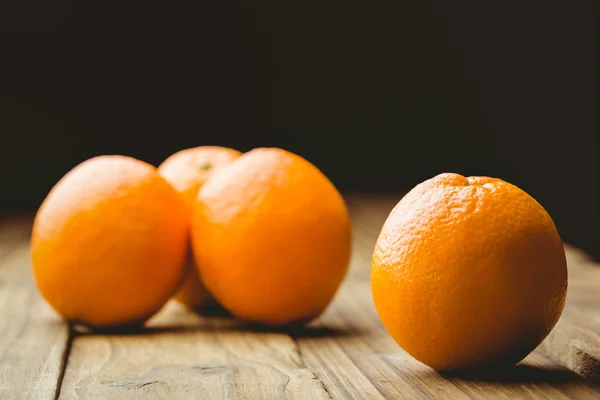 Fresh oranges — Stock Photo, Image