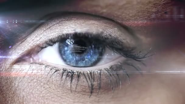 Knipperende ogen met tech interface — Stockvideo