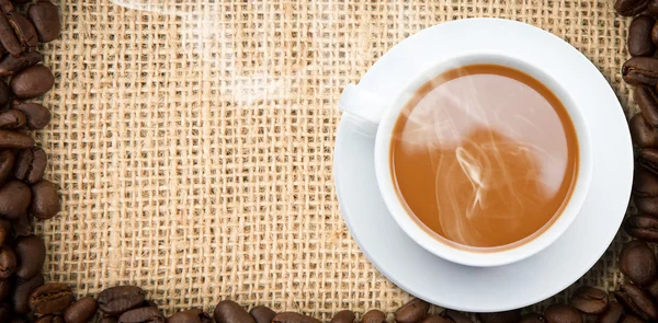 Složený obraz bílý šálek čaje — Stock fotografie