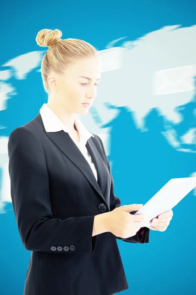 Businesswoman holding tablet — Stock Photo, Image