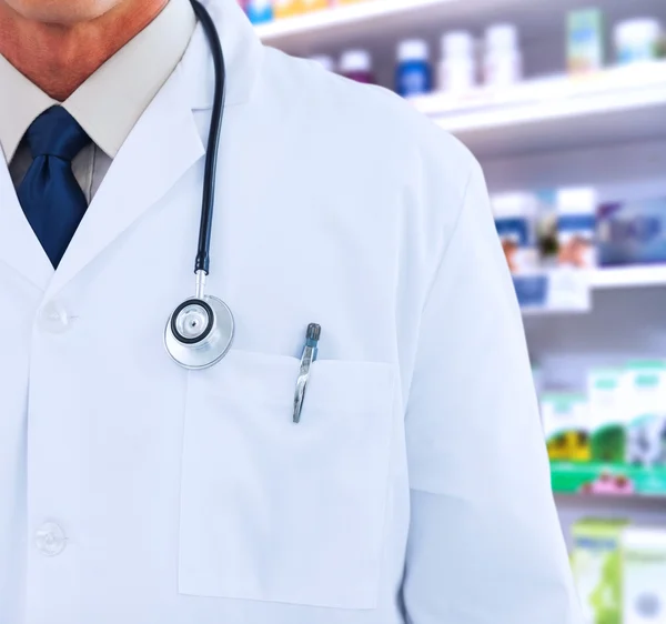 Doctor wearing lab coat — Stock Photo, Image