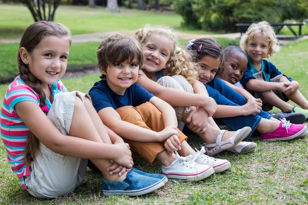 Happy child in the park together — Stock fotografie