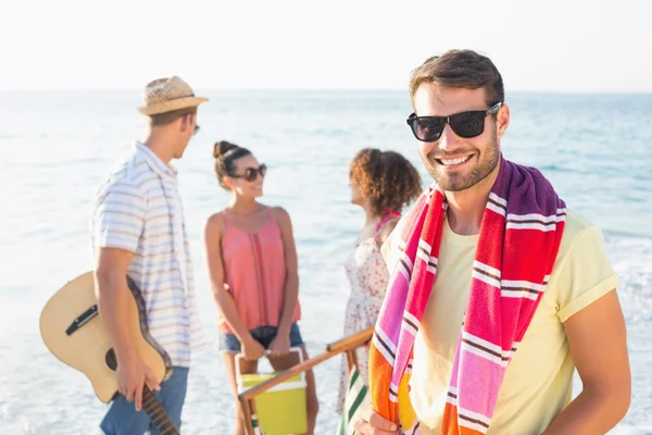 Gruppe von Freunden, die Spaß haben — Stockfoto