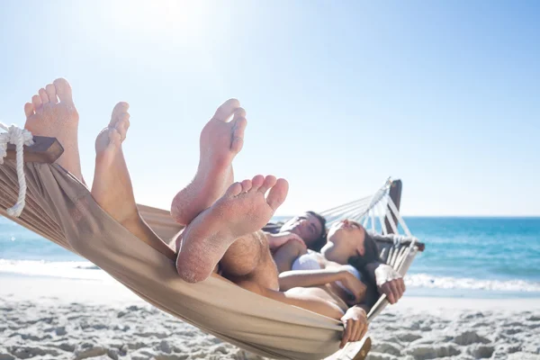 Happy couple napping together in the hammock — Stock Photo, Image