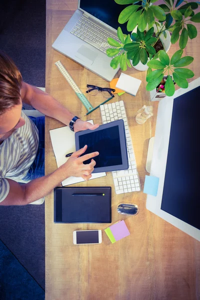 Designer working at desk overhead shot — Stock Photo, Image