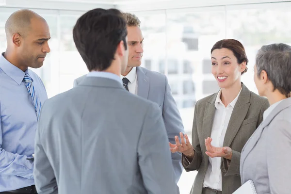 Business team having a conversation — Stock Photo, Image