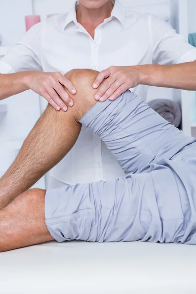 Man having leg massage — Stock Photo, Image