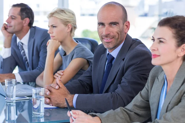 Business-teamet med ett möte — Stockfoto