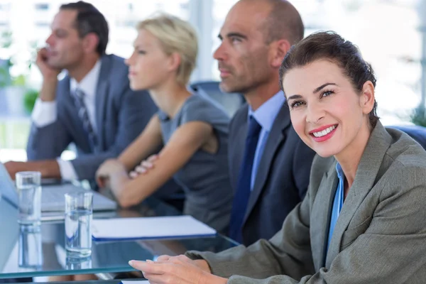 Zakelijke team met een bijeenkomst — Stockfoto