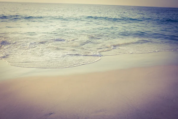 화창한 날에 아름 다운 해변 — 스톡 사진