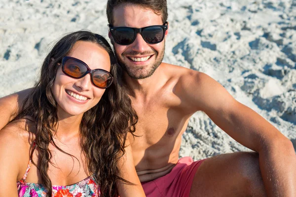 Happy couple smiling — Stock Photo, Image