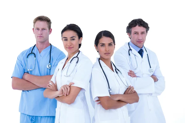 Läkare och sjuksköterska står tillsammans — Stockfoto