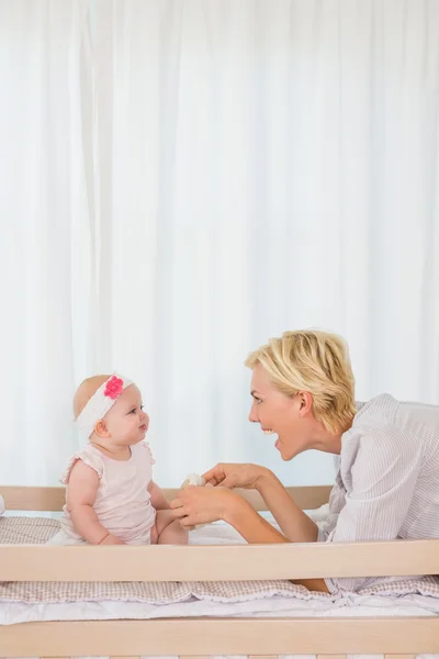 Mother with her baby girl — Stock Photo, Image