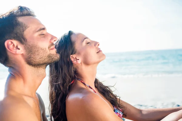 Casal feliz sorrindo — Fotografia de Stock