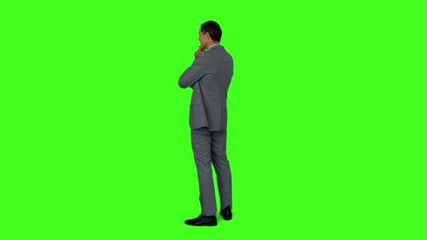 Uomo d'affari in piedi e pensare — Video Stock