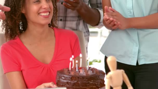 Casual business team celebrating a birthday — Stock Video