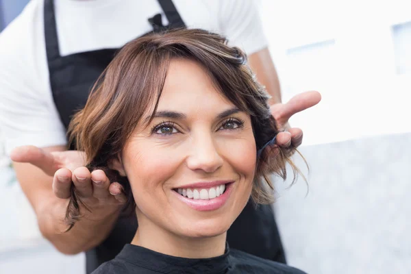 Kobieta na fryzjera — Zdjęcie stockowe