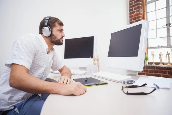 Designer using graphics tablet — Stock Photo, Image