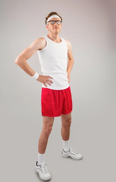 Hipster pózuje v sportovní oblečení — Stock fotografie