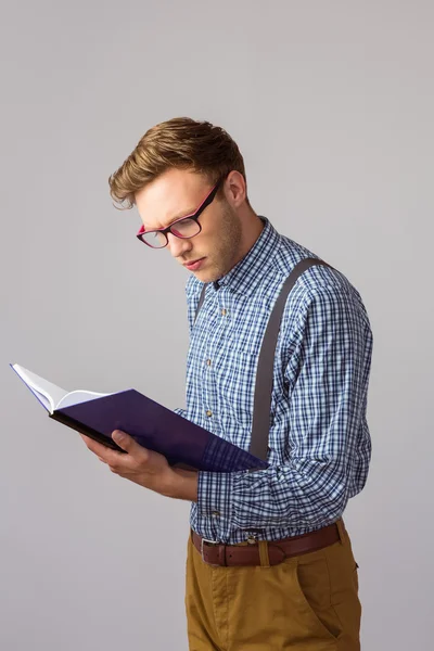 Libro di lettura degli studenti — Foto Stock